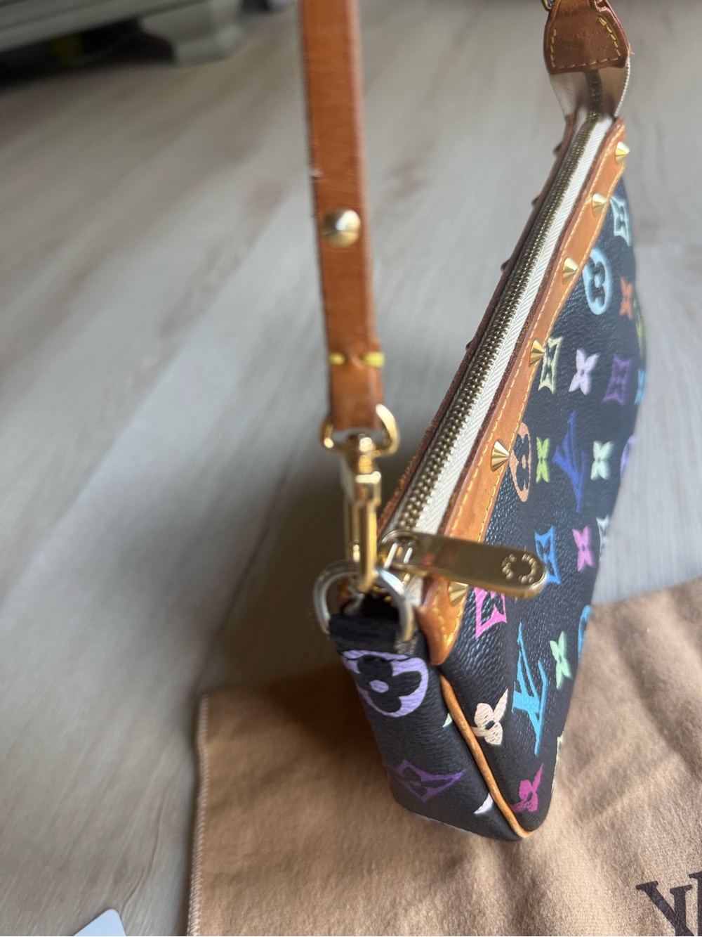 Louis Vuitton Multicolor Murakami pochette - Picture 5 of 13